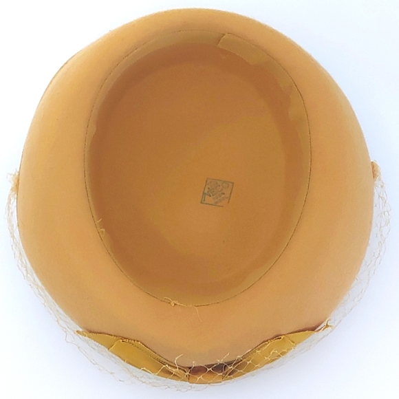 Hepburn Brim Hat, 1930's Brim Hat, Upturned Formal Brim Hat, Necco Wool Hat - Picture 4 of 5